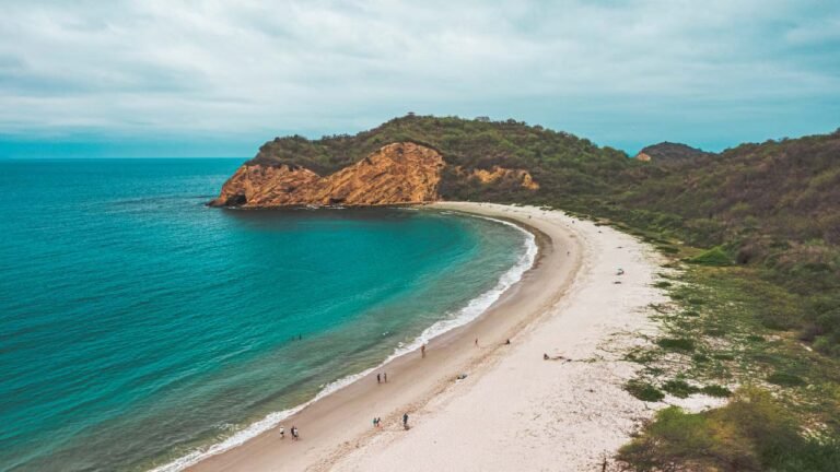 playa de los frailes ecuador